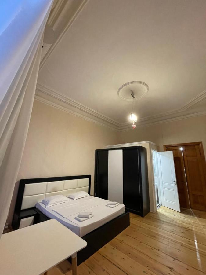 Downtown Room Тбилиси Екстериор снимка