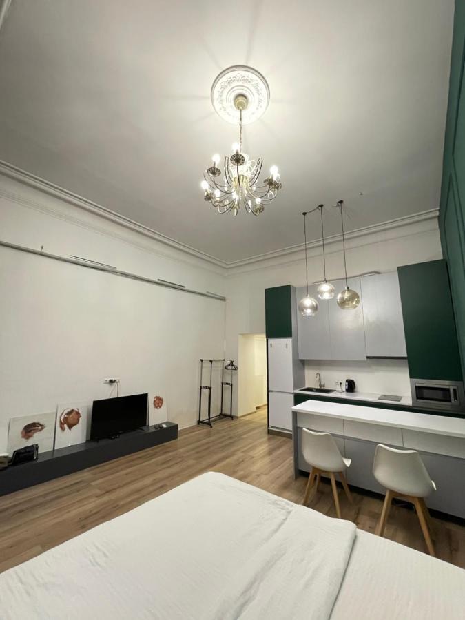 Downtown Room Тбилиси Екстериор снимка