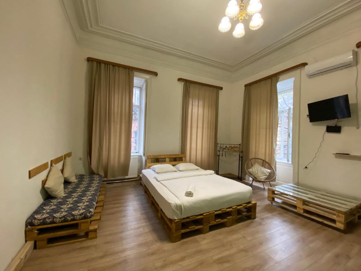 Downtown Room Тбилиси Екстериор снимка